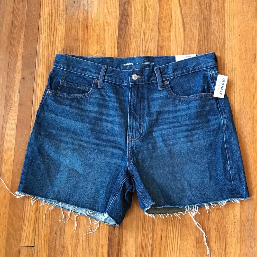 Old Navy slouchy straight denim cut off shorts  size 12 NWT